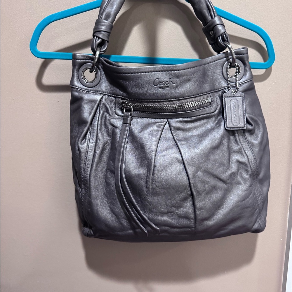 COACH | Vintage | Parker |13411 | Hobo Style Metallic Gray Leather Shoulder Bag